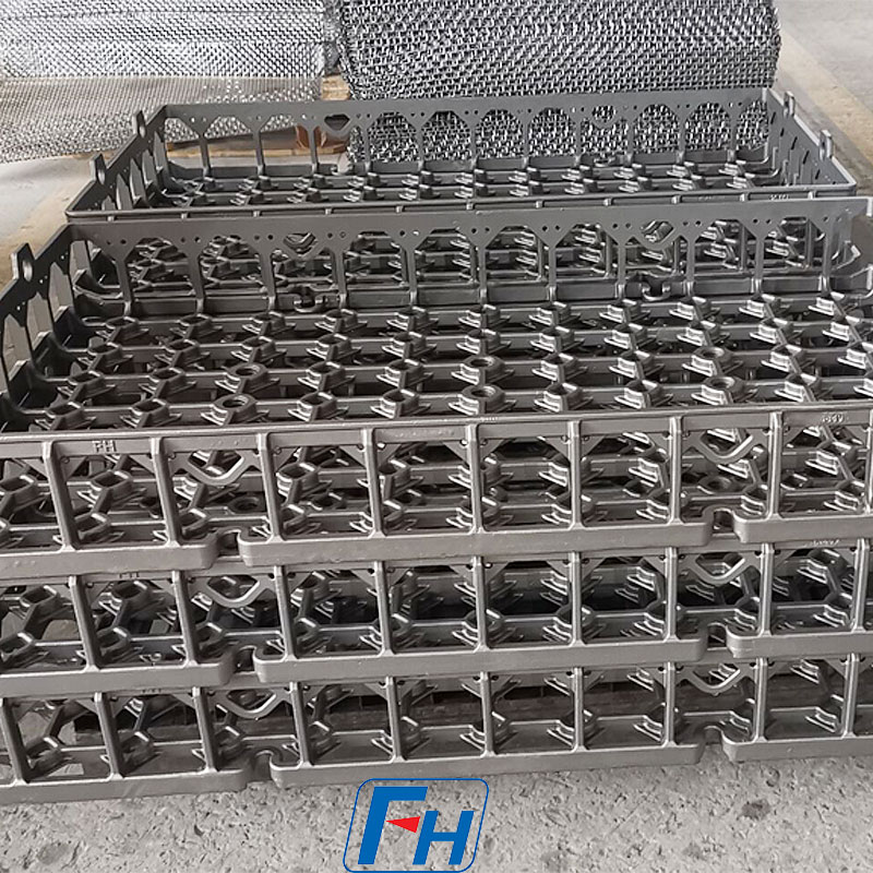 2.4879 Panier de traitement thermique pour fours industriels pour un flux d'air et une distribution de chaleur optimaux | FH®
