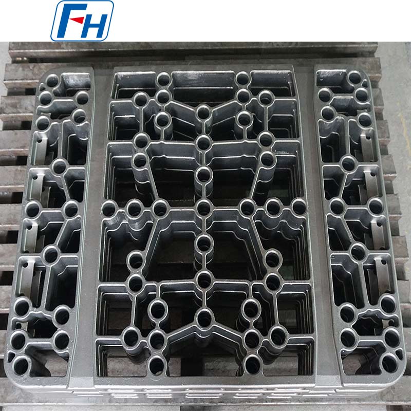Plateaux de traitement thermique sur rail SCH13 pour lignes de fours automatisées | FH®