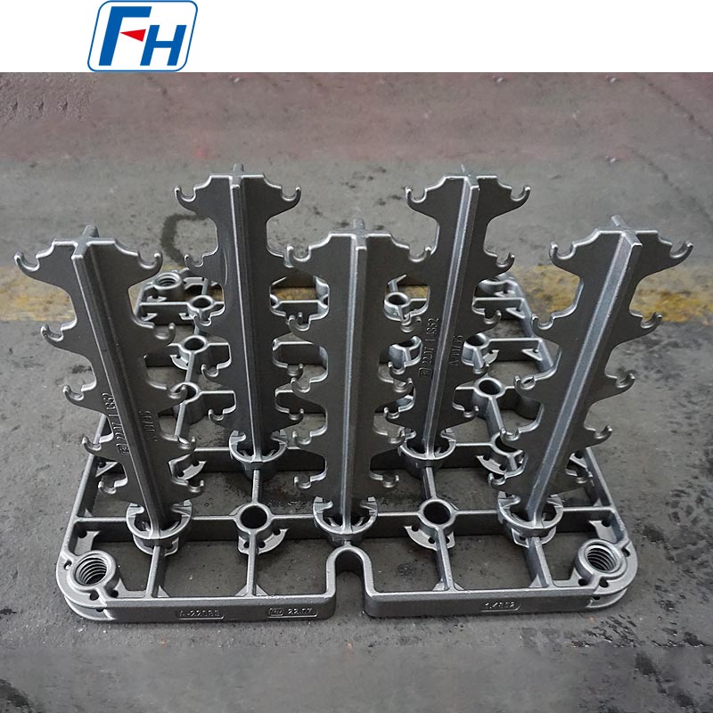 Outillage/fixations pour fours à palettes, plateaux, grilles pour frittage continu, lignes de recuit | FH®