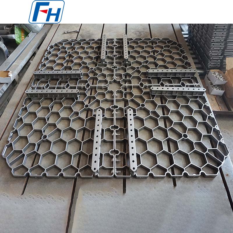 1.4848 Plateaux de traitement thermique pour fours à sole à rouleaux | FH®