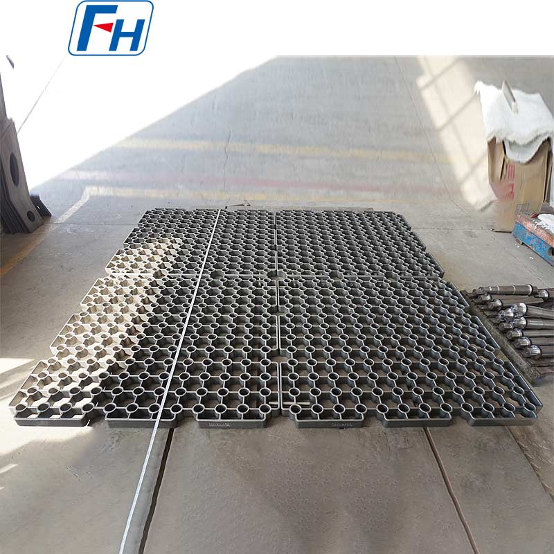 2.4879 Plateaux de traitement thermique universels pour fours multi-types | FH®