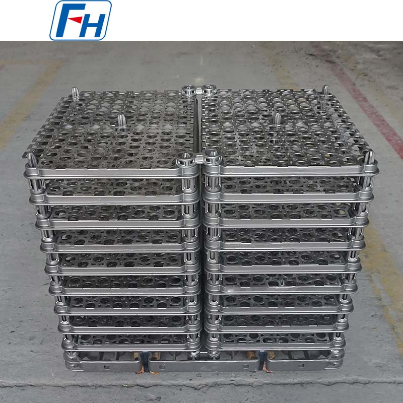 Appareils de traitement thermique HR4 polyvalents FH® pour l'aérospatiale, l'automobile et l'industrie lourde