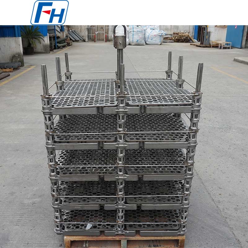 Accessoires de four combiné FH® Precision 1.4848 pour des résultats de traitement thermique cohérents