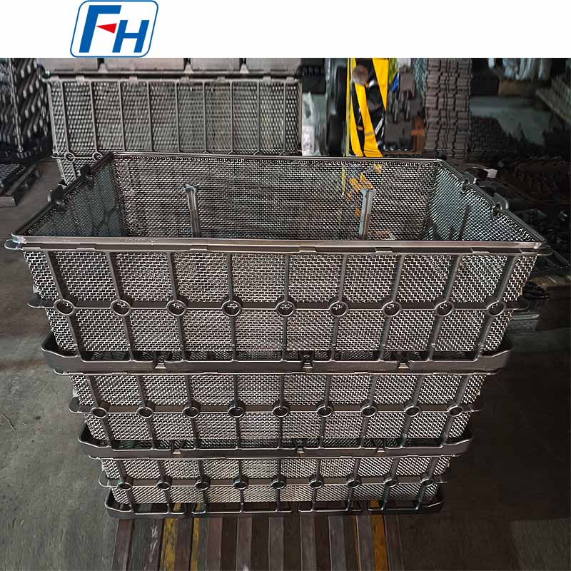 Paniers de traitement thermique empilables FH® pour applications de fours sous vide