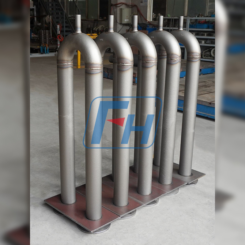 Tubes radiants en U pour four de traitement thermique